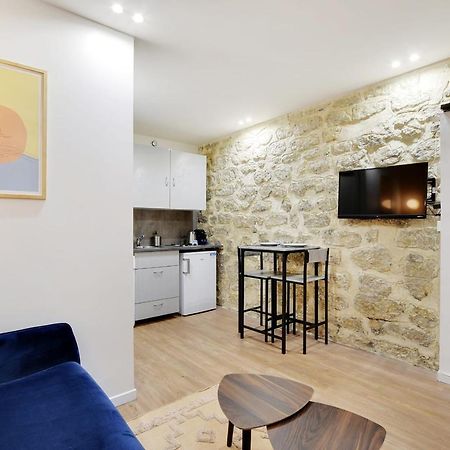 Freshly Renovated Apartment In The Heart Of 파리 외부 사진