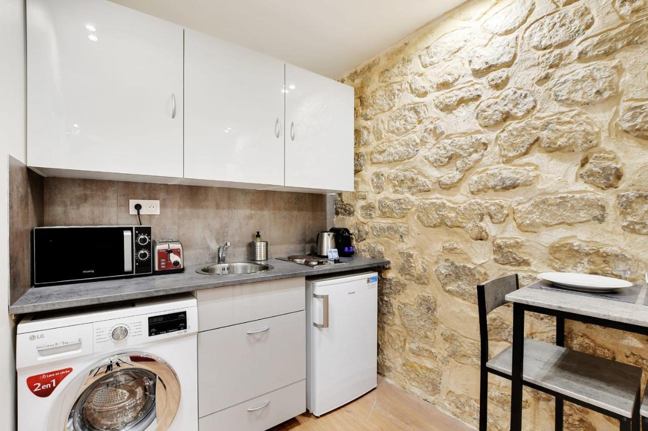 Freshly Renovated Apartment In The Heart Of 파리 외부 사진